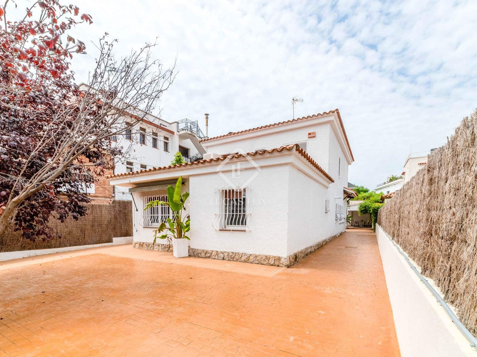 4 soveværelse Villa til salg i Sitges med garage - € 1.850.000 (Ref: 9160611)