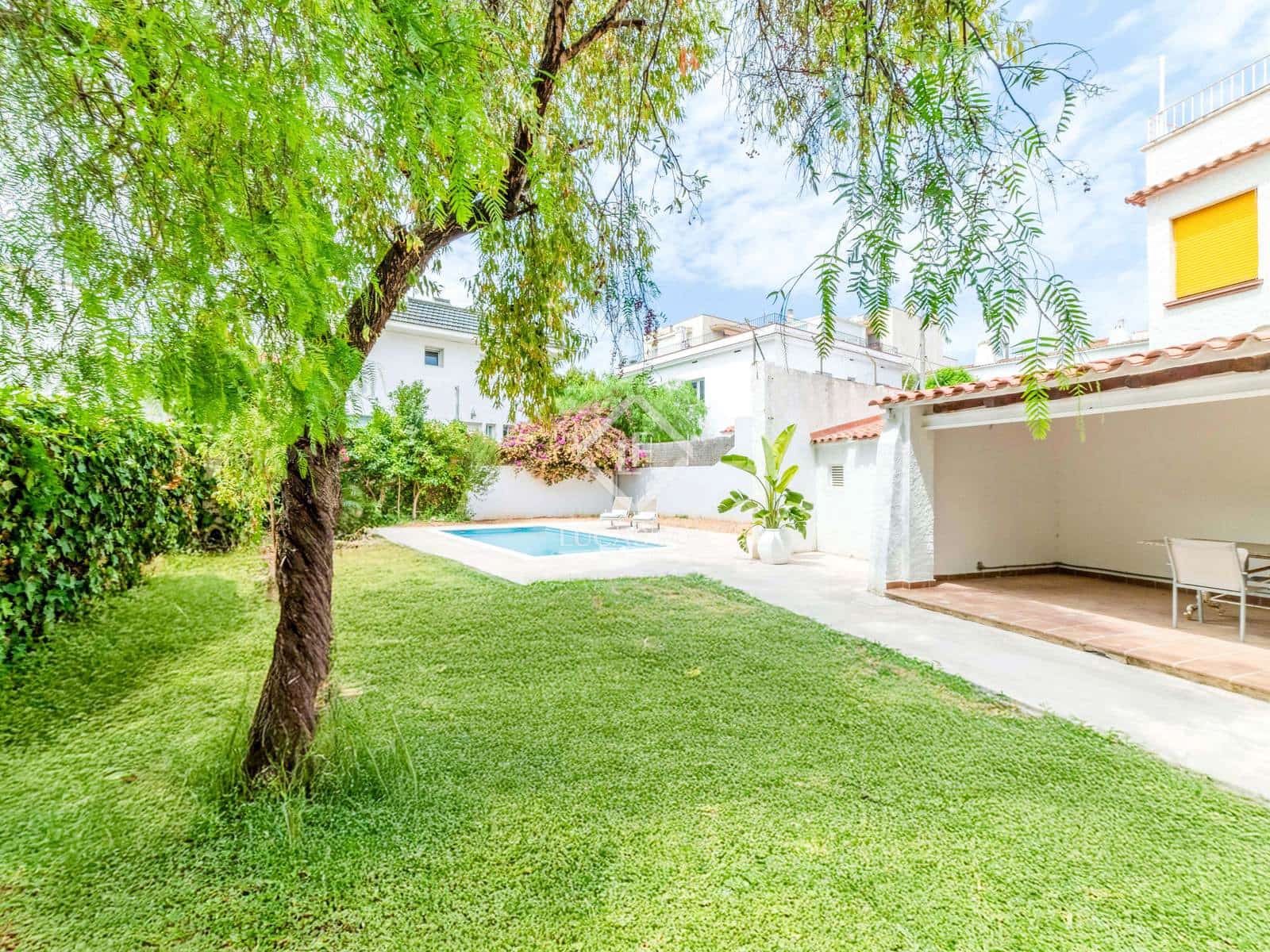 4 soveværelse Villa til salg i Sitges med garage - € 1.850.000 (Ref: 9160611)