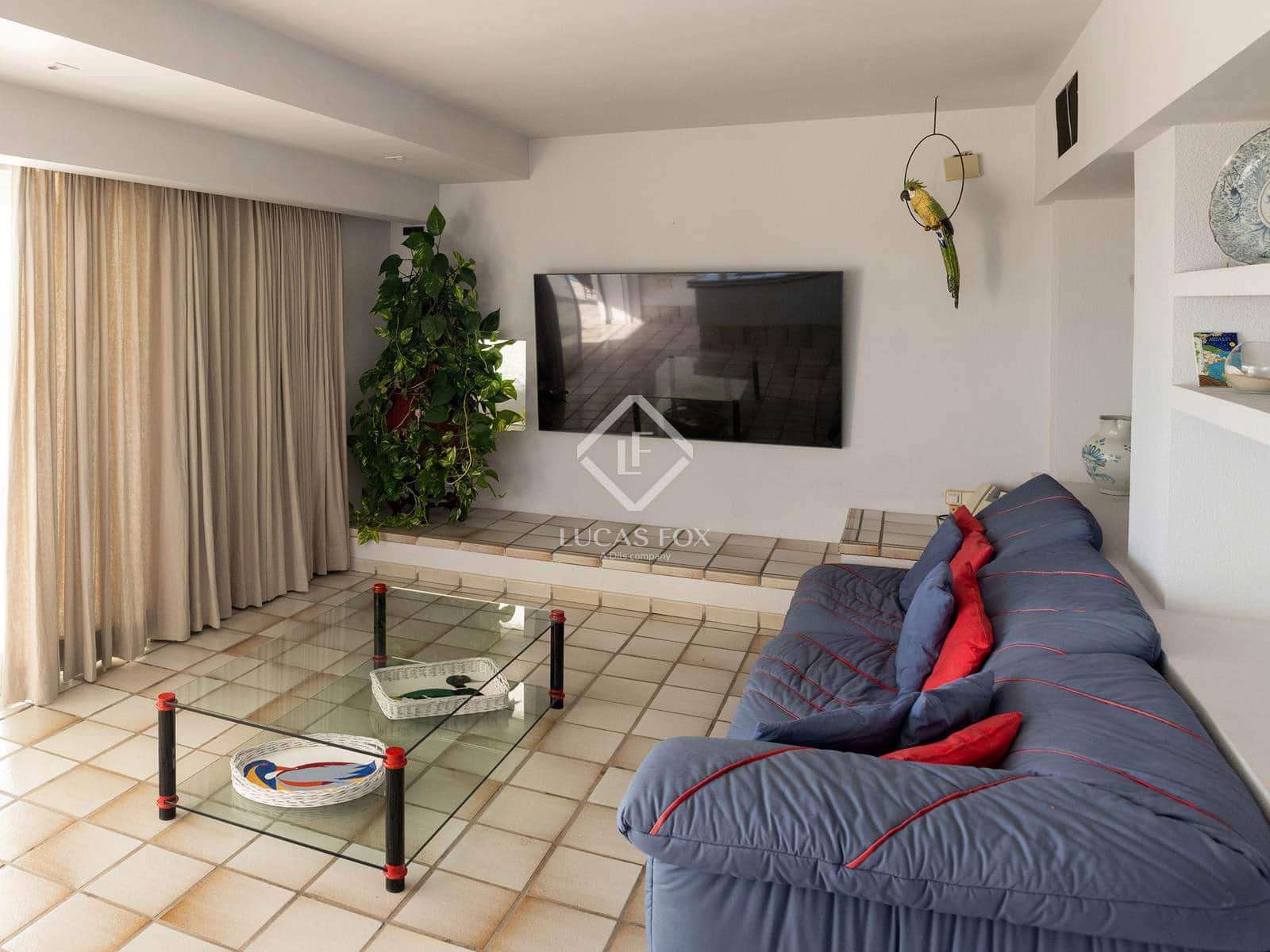 7 bedroom Villa for sale in Altea with pool garage - € 2,100,000 (Ref: 9160656)