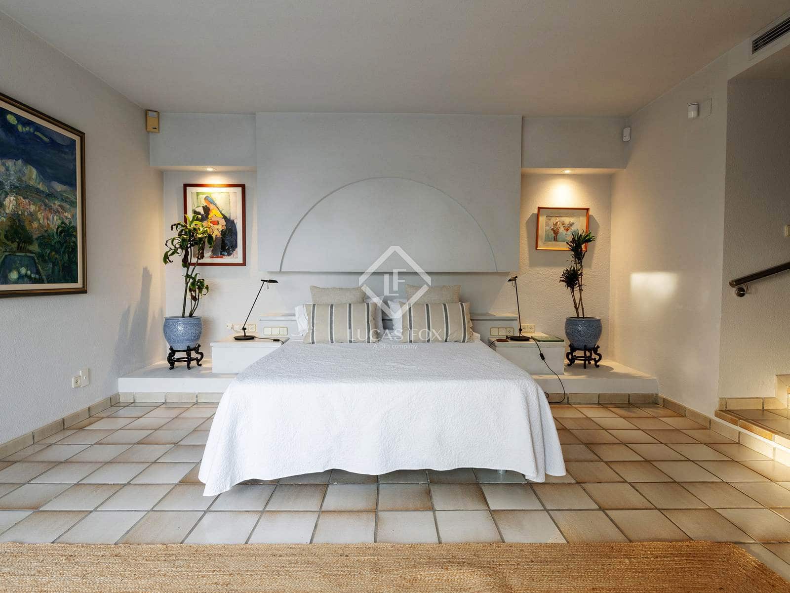 7 bedroom Villa for sale in Altea with pool garage - € 2,100,000 (Ref: 9160656)