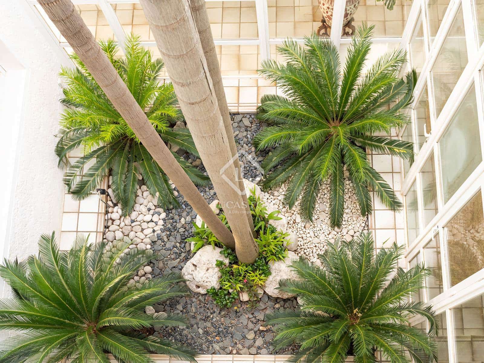 7 bedroom Villa for sale in Altea with pool garage - € 2,100,000 (Ref: 9160656)