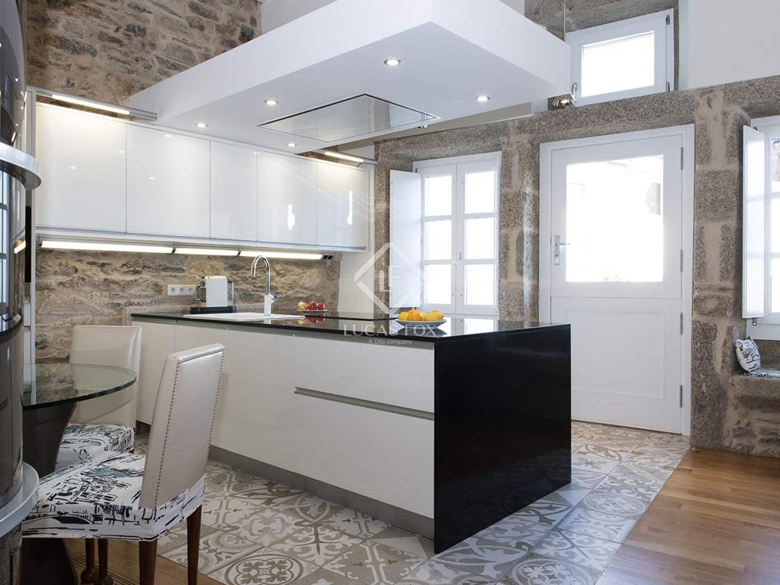 3 soveværelse Villa til salg i Santiago de Compostela - € 1.380.000 (Ref: 9161671)