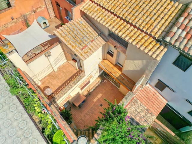4 camera da letto Villa in vendita in Sant Feliu de Guíxols - 395.000 € (Rif: 9161758)