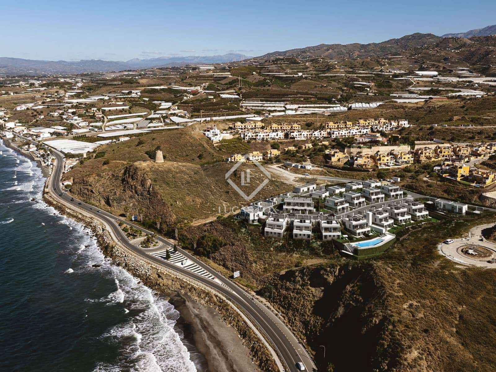 3 soveværelse Villa til salg i Caleta de Velez med swimmingpool garage - € 400.000 (Ref: 9162521)