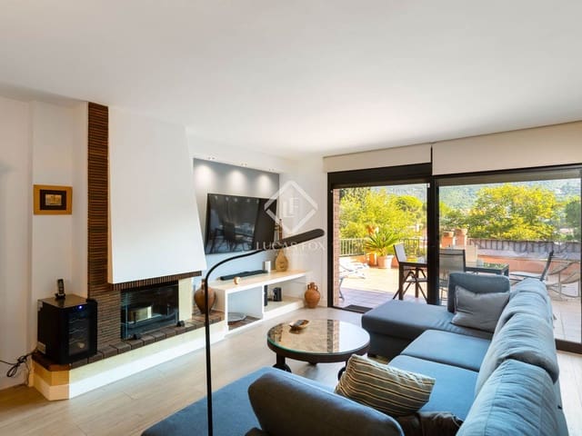 4 bedroom Villa for sale in Cabrils with garage - € 665,000 (Ref: 9162523)