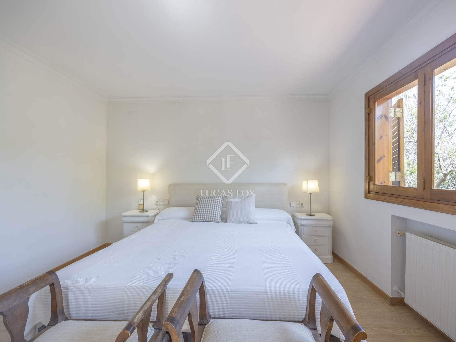 5 sypialnia Willa do wynajęcia w Rocafort z basenem garażem - 2 900 € (Ref: 9162754)