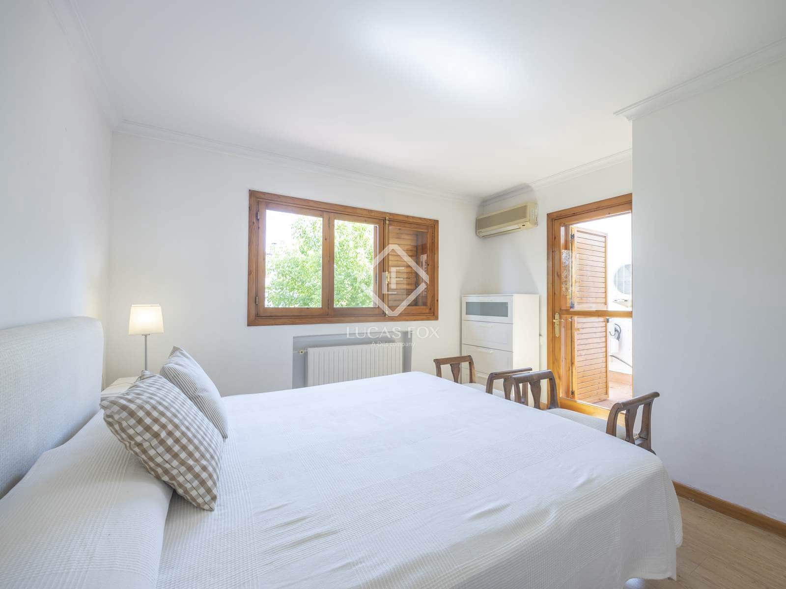 5 sypialnia Willa do wynajęcia w Rocafort z basenem garażem - 2 900 € (Ref: 9162754)