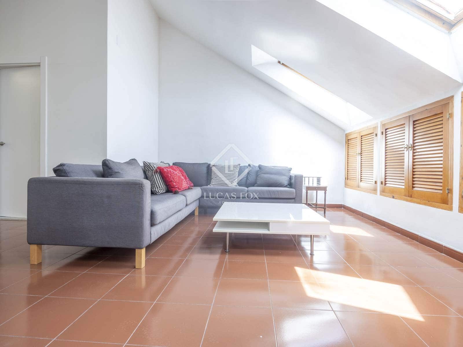 5 sypialnia Willa do wynajęcia w Rocafort z basenem garażem - 2 900 € (Ref: 9162754)