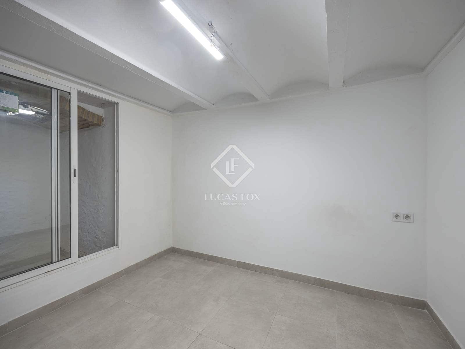 5 sypialnia Willa do wynajęcia w Rocafort z basenem garażem - 2 900 € (Ref: 9162754)