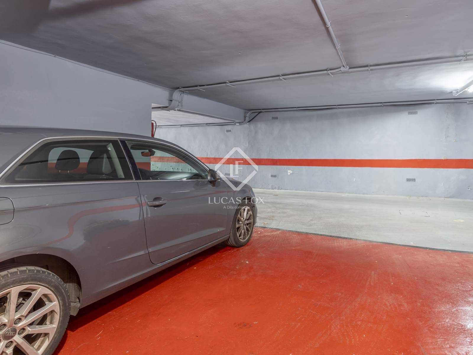 5 sypialnia Willa do wynajęcia w Rocafort z basenem garażem - 2 900 € (Ref: 9162754)