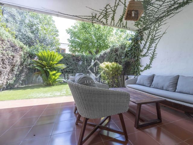 5 sypialnia Willa do wynajęcia w Rocafort z basenem garażem - 2 900 € (Ref: 9162754)