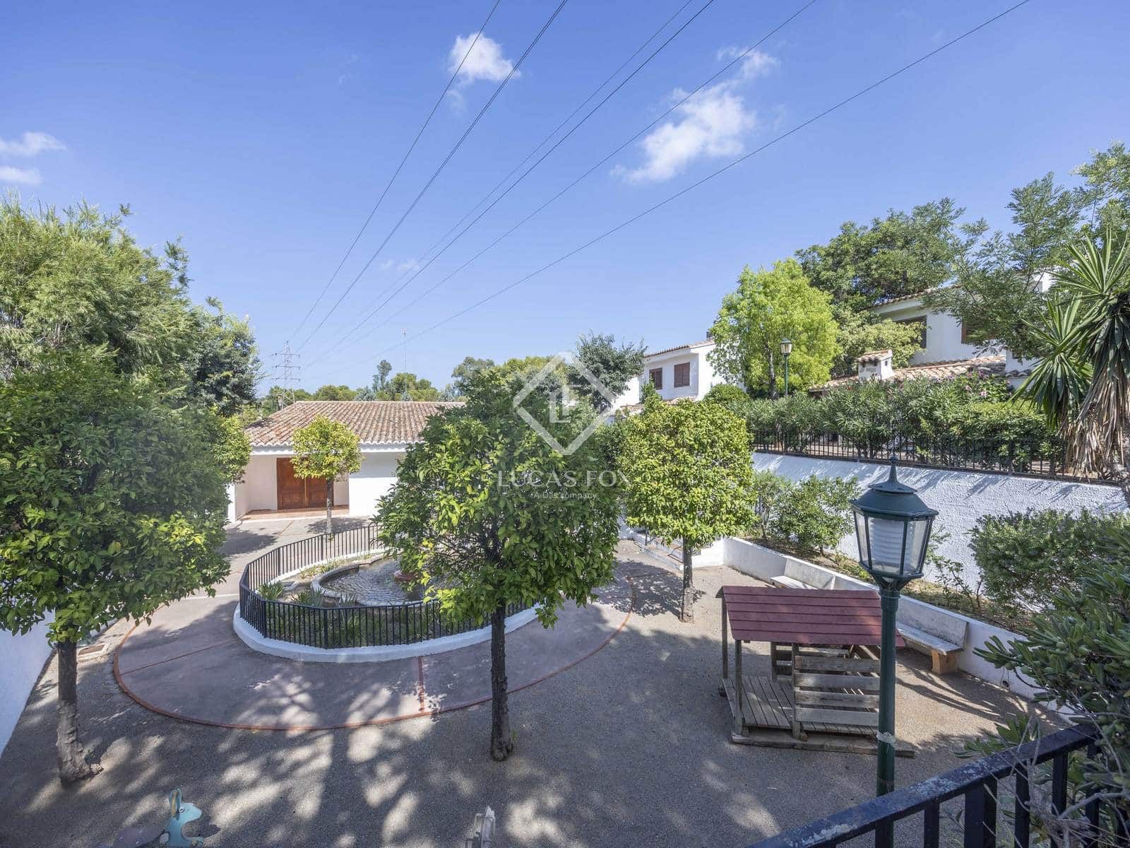5 sypialnia Willa do wynajęcia w Rocafort z basenem garażem - 2 900 € (Ref: 9162754)
