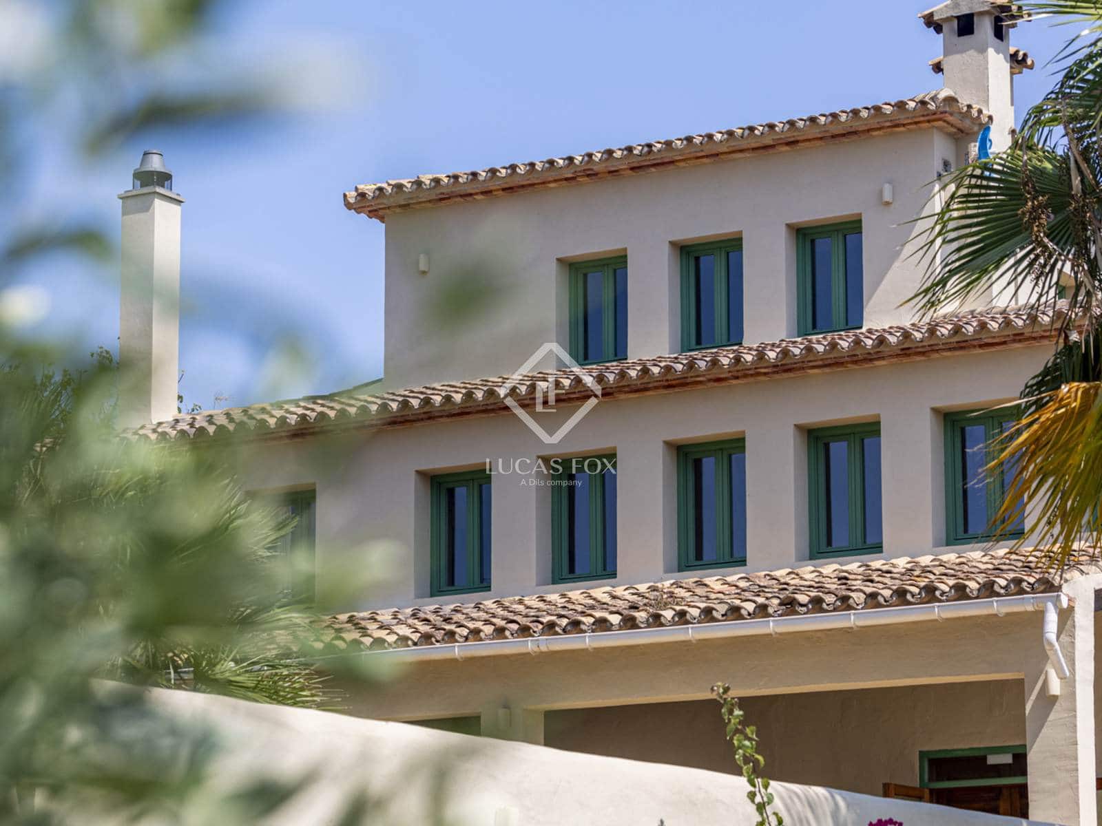 6 makuuhuone Huvila myytävänä paikassa Benissa mukana uima-altaan 
autotalli - 1 675 000 € (Ref: 9162943)