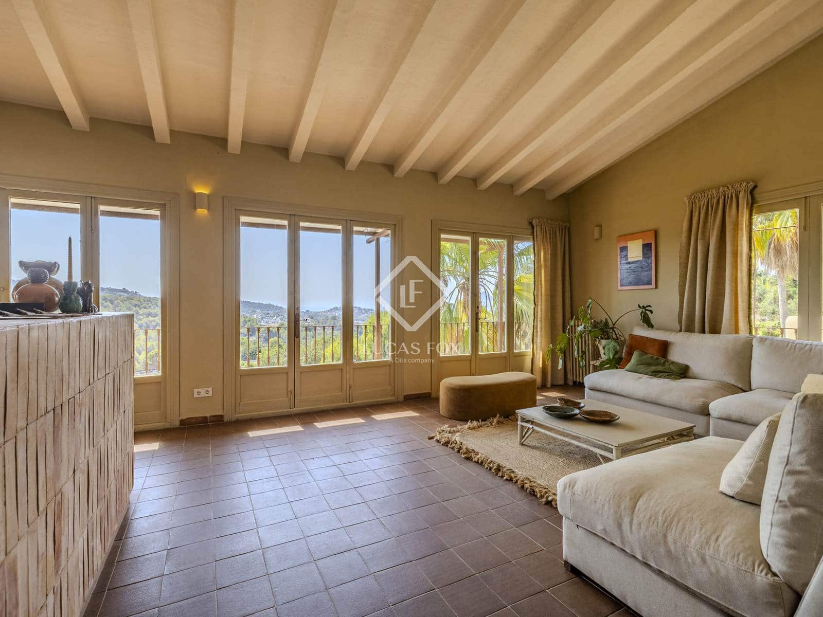 6 makuuhuone Huvila myytävänä paikassa Benissa mukana uima-altaan 
autotalli - 1 675 000 € (Ref: 9162943)