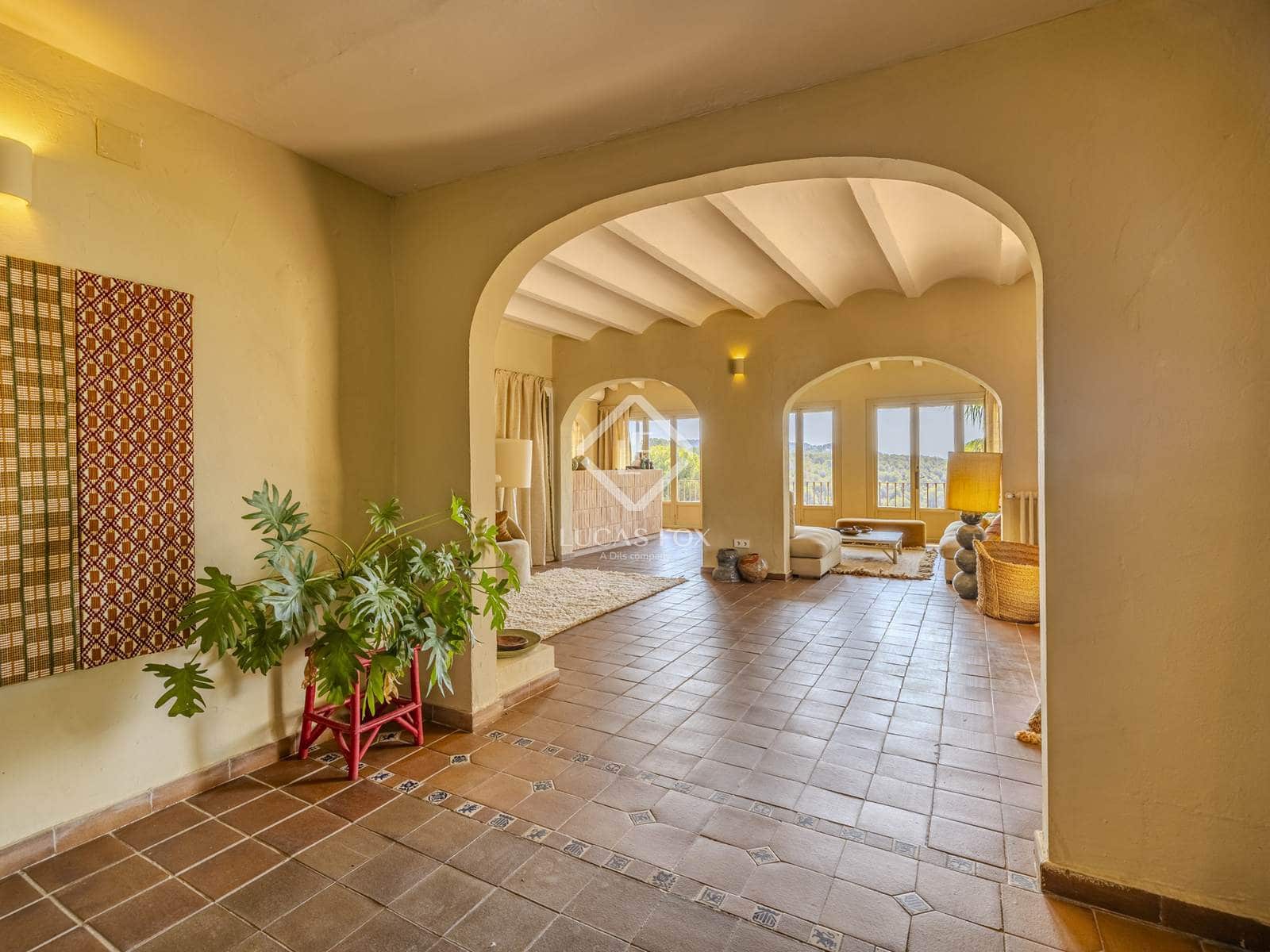 6 makuuhuone Huvila myytävänä paikassa Benissa mukana uima-altaan 
autotalli - 1 675 000 € (Ref: 9162943)