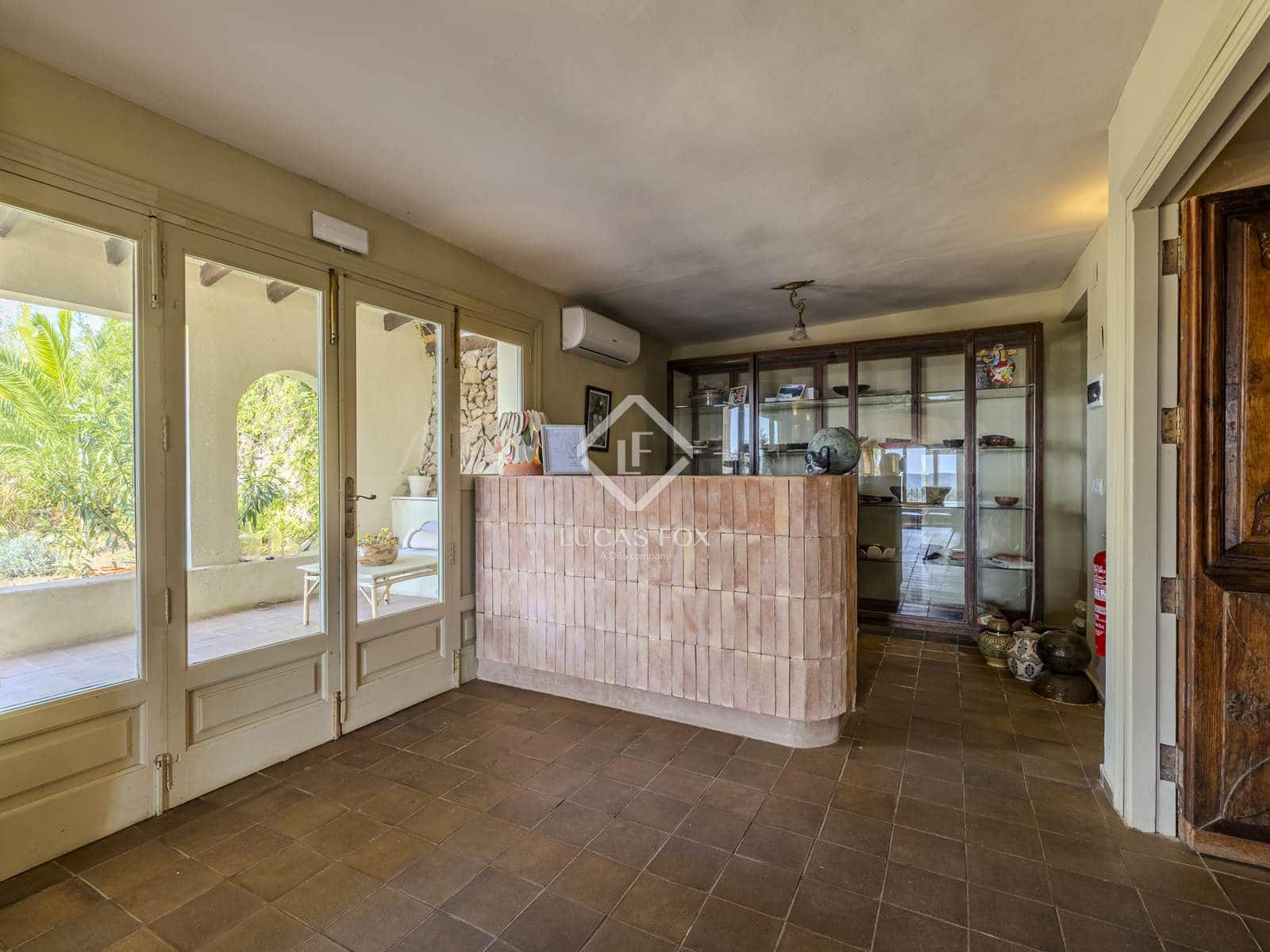 6 makuuhuone Huvila myytävänä paikassa Benissa mukana uima-altaan 
autotalli - 1 675 000 € (Ref: 9162943)