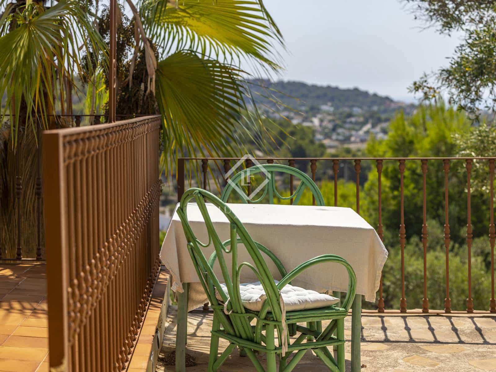 6 makuuhuone Huvila myytävänä paikassa Benissa mukana uima-altaan 
autotalli - 1 675 000 € (Ref: 9162943)