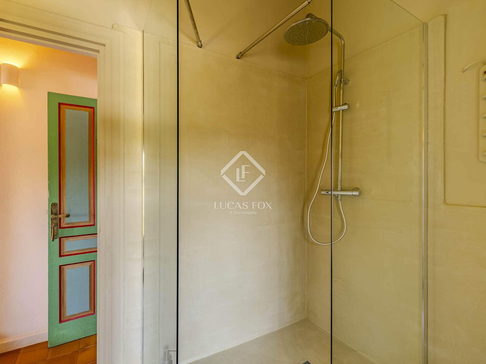 6 makuuhuone Huvila myytävänä paikassa Benissa mukana uima-altaan 
autotalli - 1 675 000 € (Ref: 9162943)