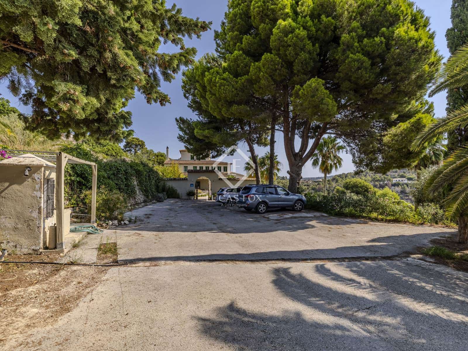 6 makuuhuone Huvila myytävänä paikassa Benissa mukana uima-altaan 
autotalli - 1 675 000 € (Ref: 9162943)