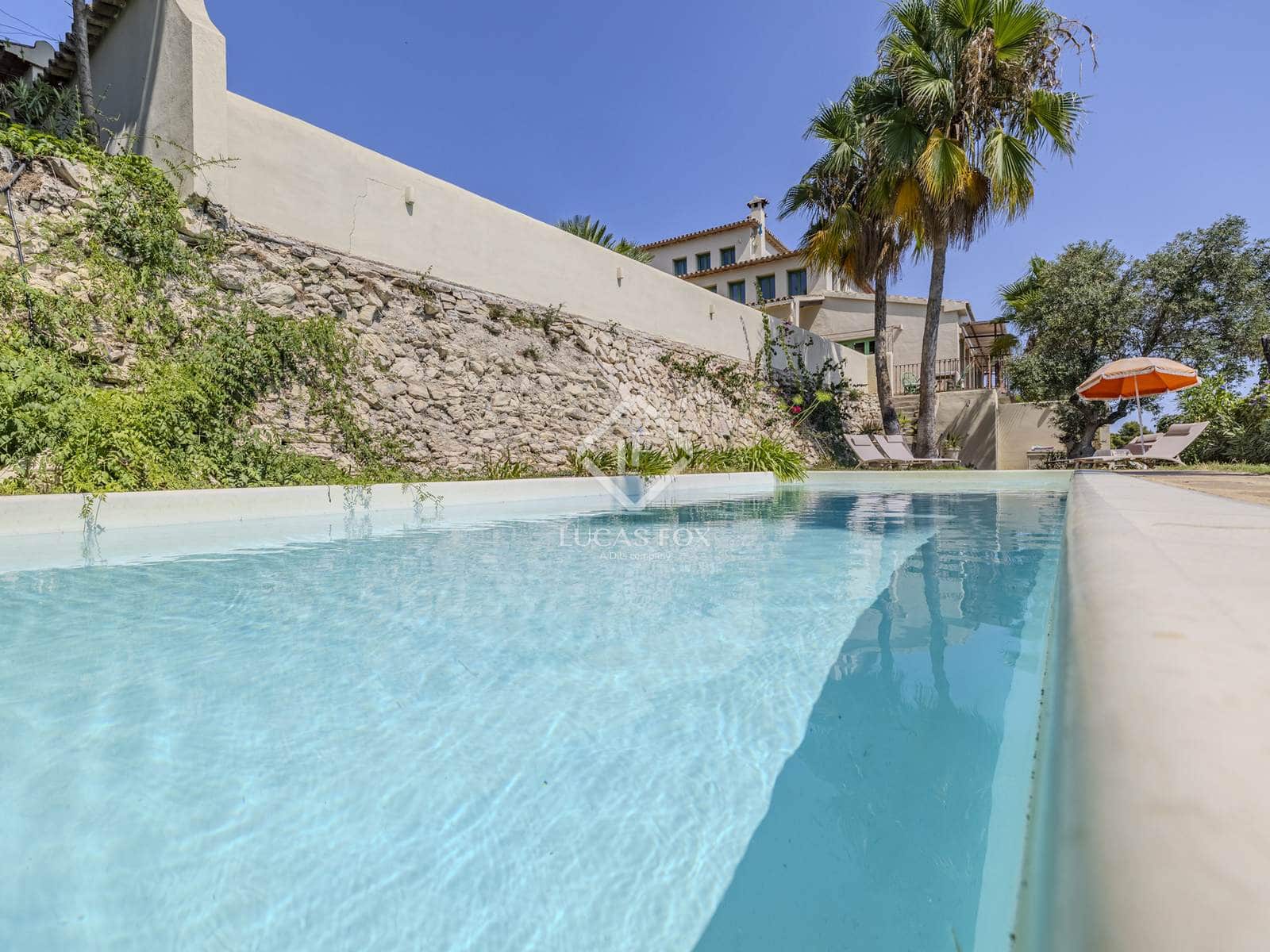 6 makuuhuone Huvila myytävänä paikassa Benissa mukana uima-altaan 
autotalli - 1 675 000 € (Ref: 9162943)