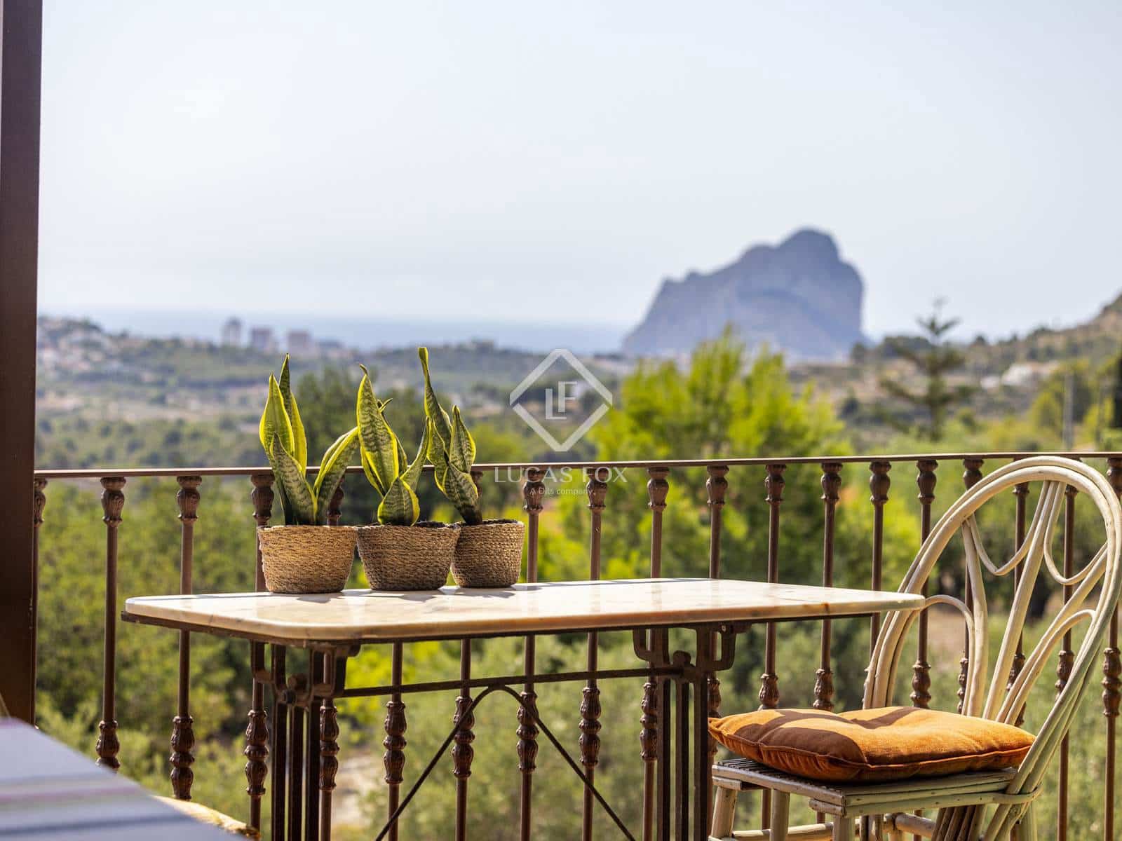 6 makuuhuone Huvila myytävänä paikassa Benissa mukana uima-altaan 
autotalli - 1 675 000 € (Ref: 9162943)