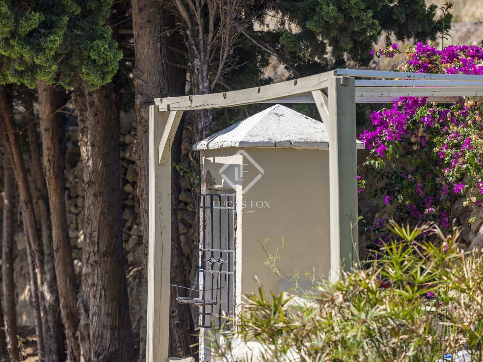 6 makuuhuone Huvila myytävänä paikassa Benissa mukana uima-altaan 
autotalli - 1 675 000 € (Ref: 9162943)