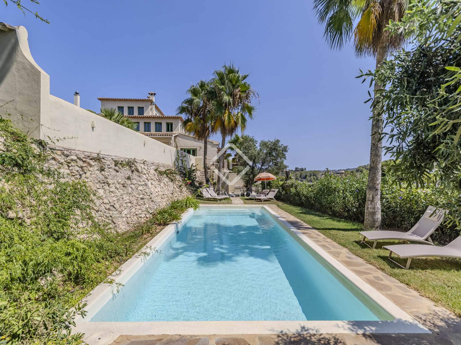 6 makuuhuone Huvila myytävänä paikassa Benissa mukana uima-altaan 
autotalli - 1 675 000 € (Ref: 9162943)