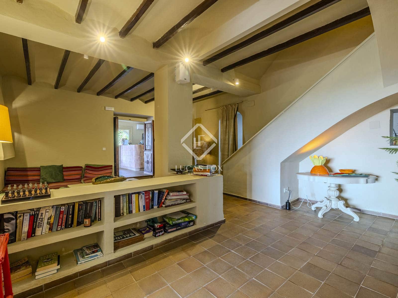 6 makuuhuone Huvila myytävänä paikassa Benissa mukana uima-altaan 
autotalli - 1 675 000 € (Ref: 9162943)