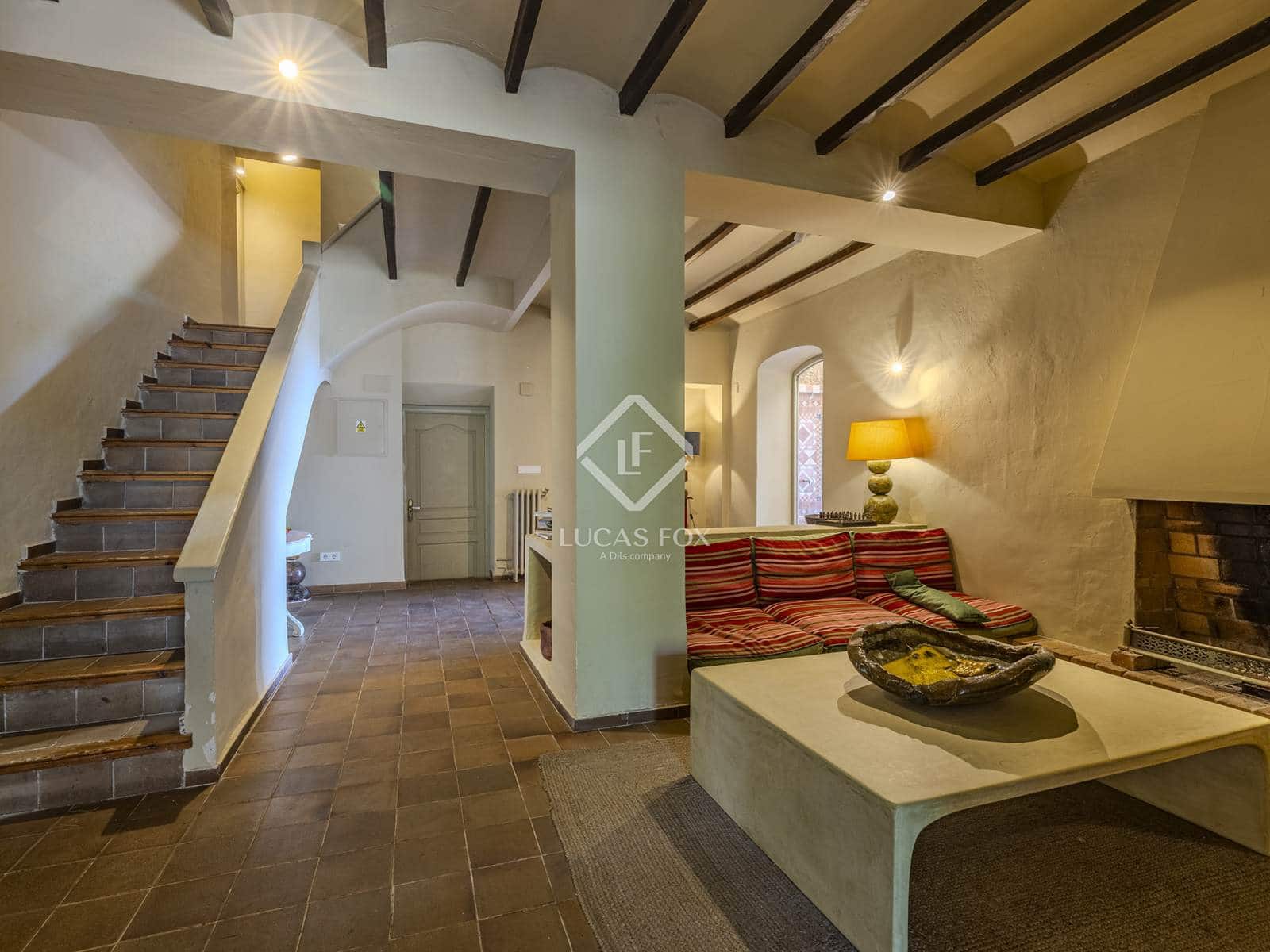 6 makuuhuone Huvila myytävänä paikassa Benissa mukana uima-altaan 
autotalli - 1 675 000 € (Ref: 9162943)