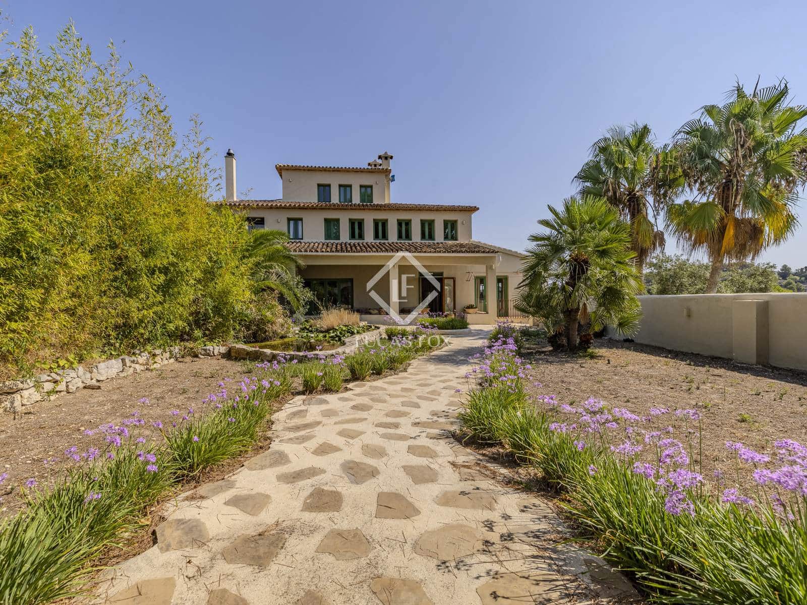 6 makuuhuone Huvila myytävänä paikassa Benissa mukana uima-altaan 
autotalli - 1 675 000 € (Ref: 9162943)