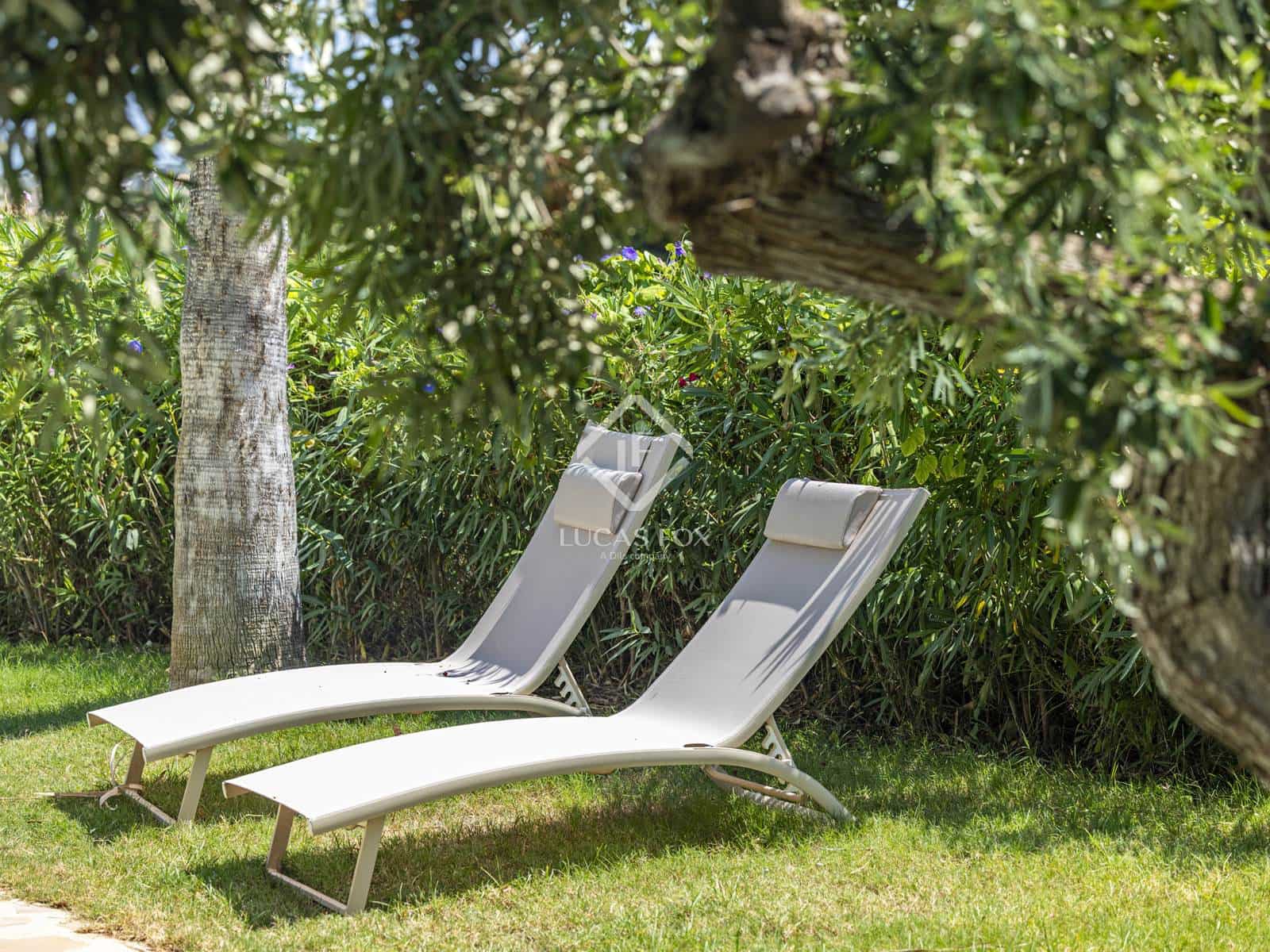 6 makuuhuone Huvila myytävänä paikassa Benissa mukana uima-altaan 
autotalli - 1 675 000 € (Ref: 9162943)