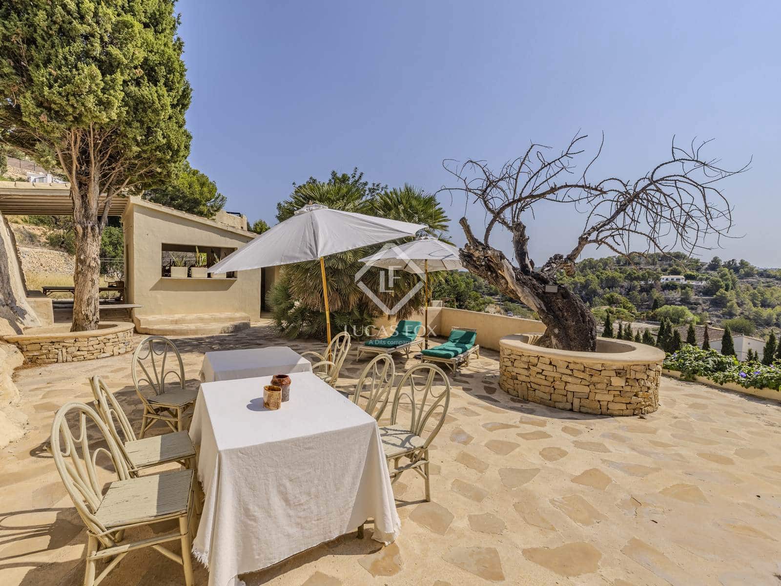 6 makuuhuone Huvila myytävänä paikassa Benissa mukana uima-altaan 
autotalli - 1 675 000 € (Ref: 9162943)