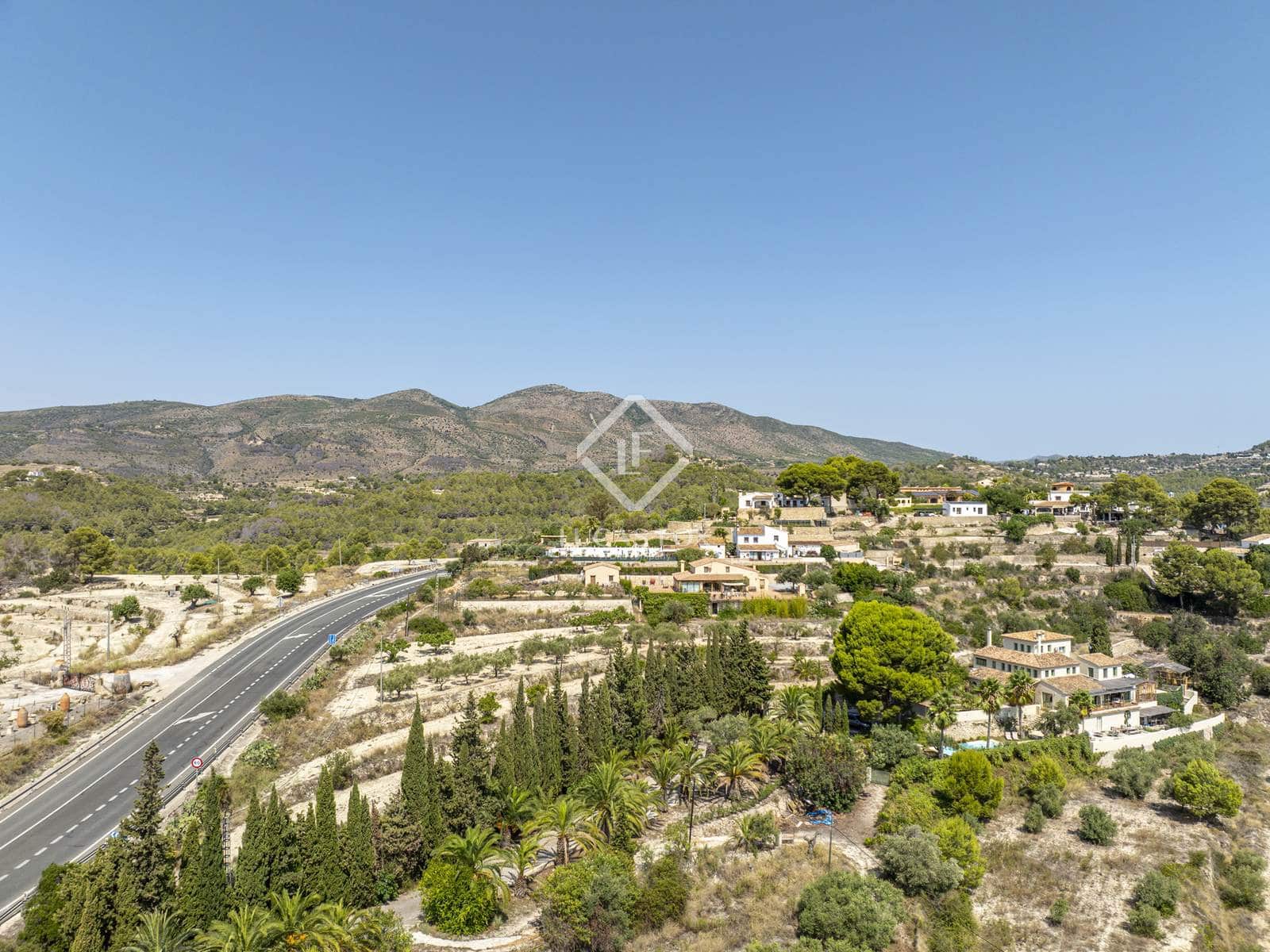 6 makuuhuone Huvila myytävänä paikassa Benissa mukana uima-altaan 
autotalli - 1 675 000 € (Ref: 9162943)