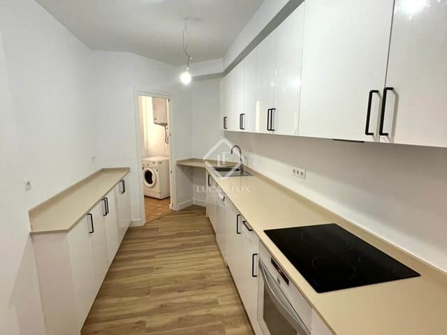 2 slaapkamer Appartement te huur in La Malagueta, Málaga stad met garage - € 2.300 (Ref: 9162944)
