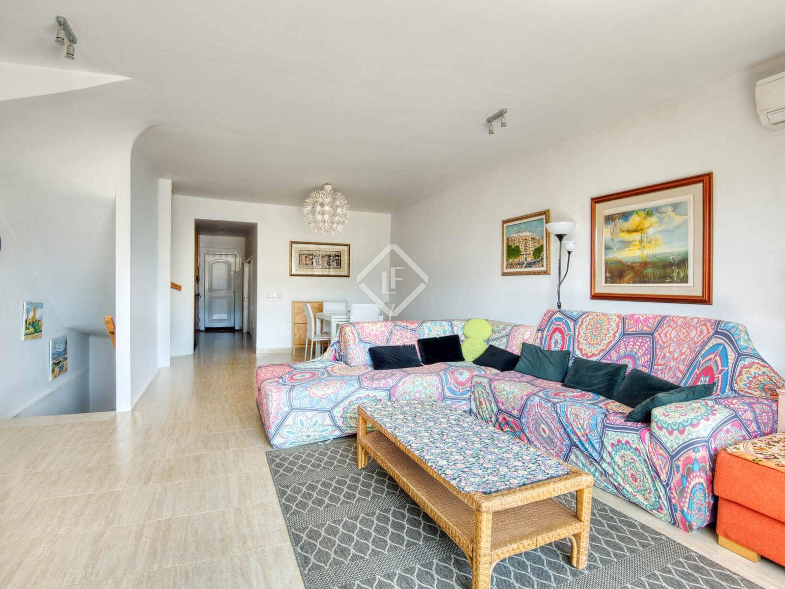 4 bedroom Villa for sale in Sant Feliu de Guixols with garage - € 674,000 (Ref: 9162945)