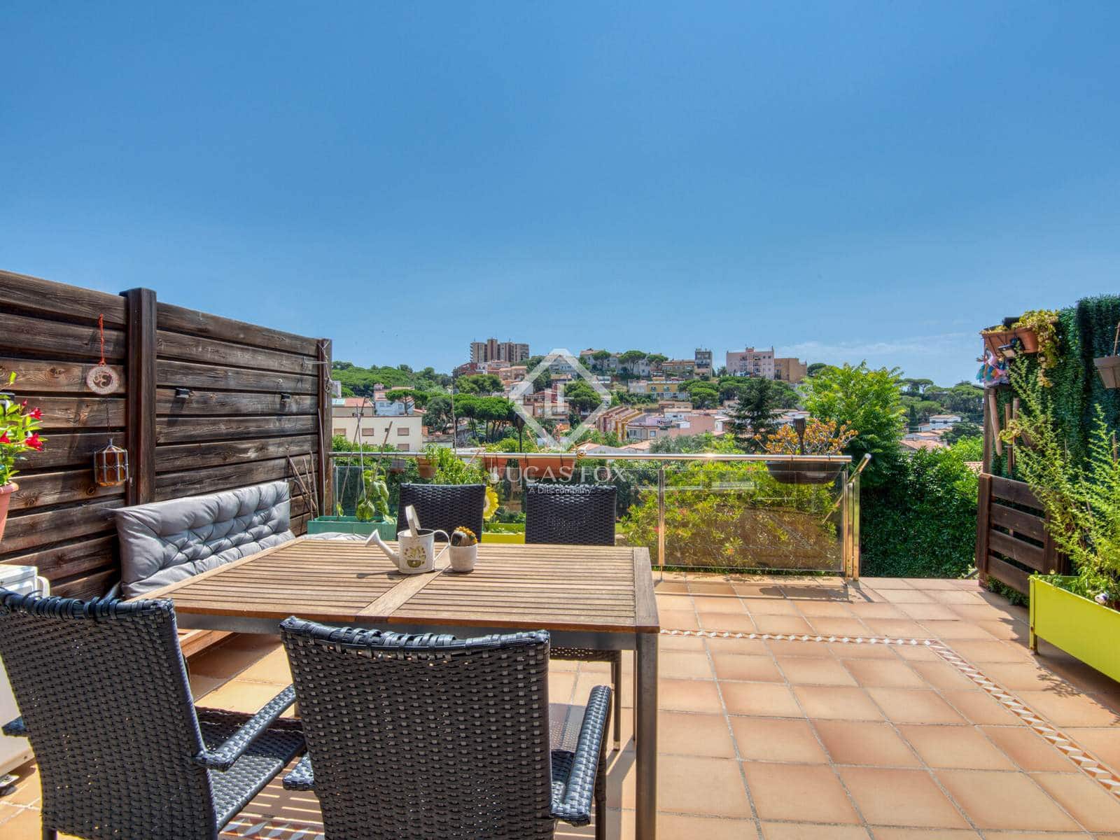 4 bedroom Villa for sale in Sant Feliu de Guixols with garage - € 674,000 (Ref: 9162945)