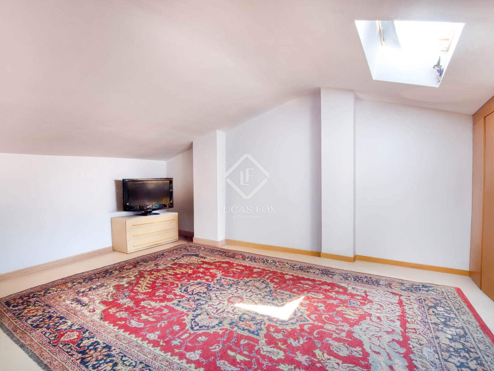 4 bedroom Villa for sale in Sant Feliu de Guixols with garage - € 674,000 (Ref: 9162945)