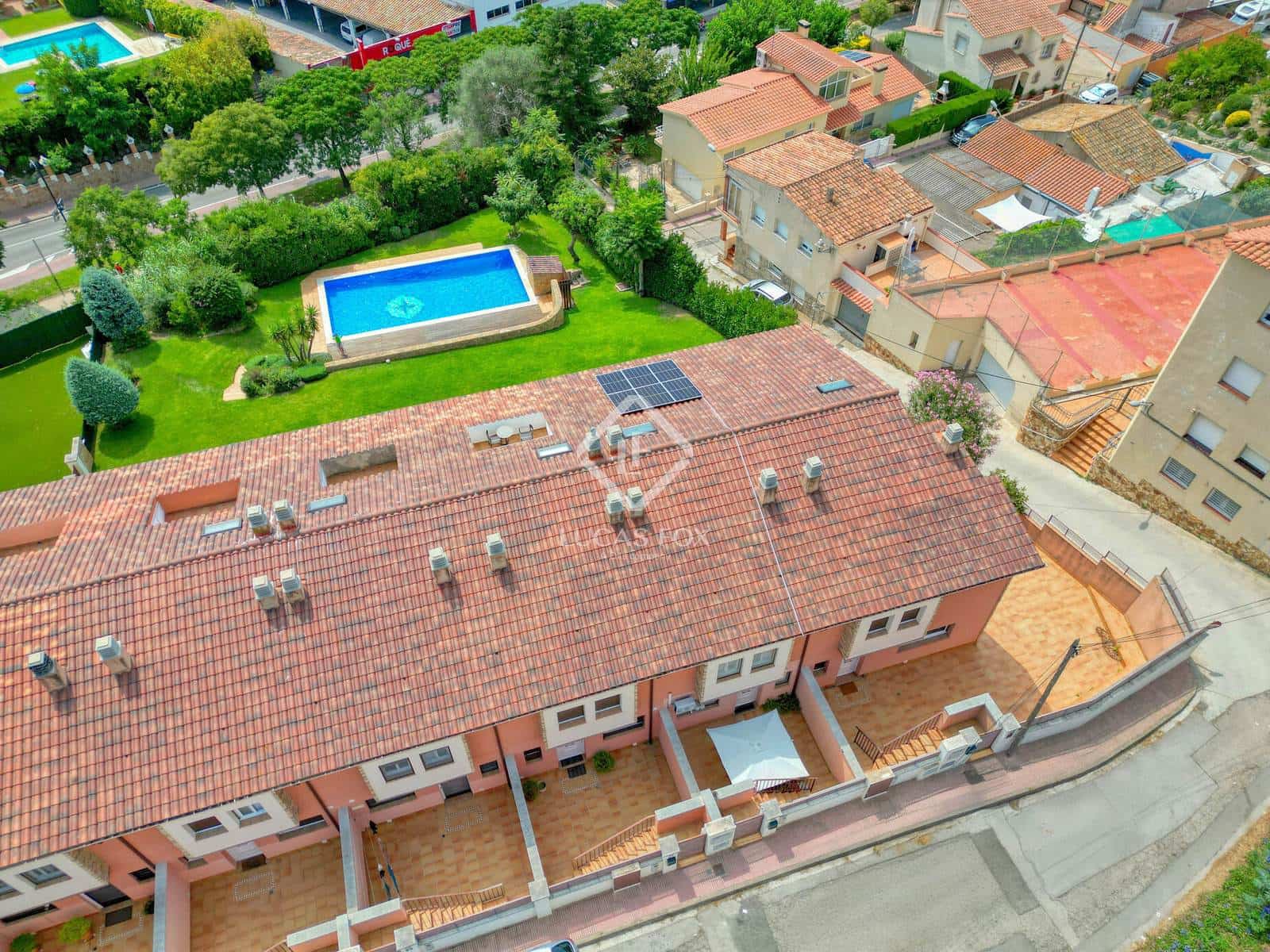 4 bedroom Villa for sale in Sant Feliu de Guixols with garage - € 674,000 (Ref: 9162945)