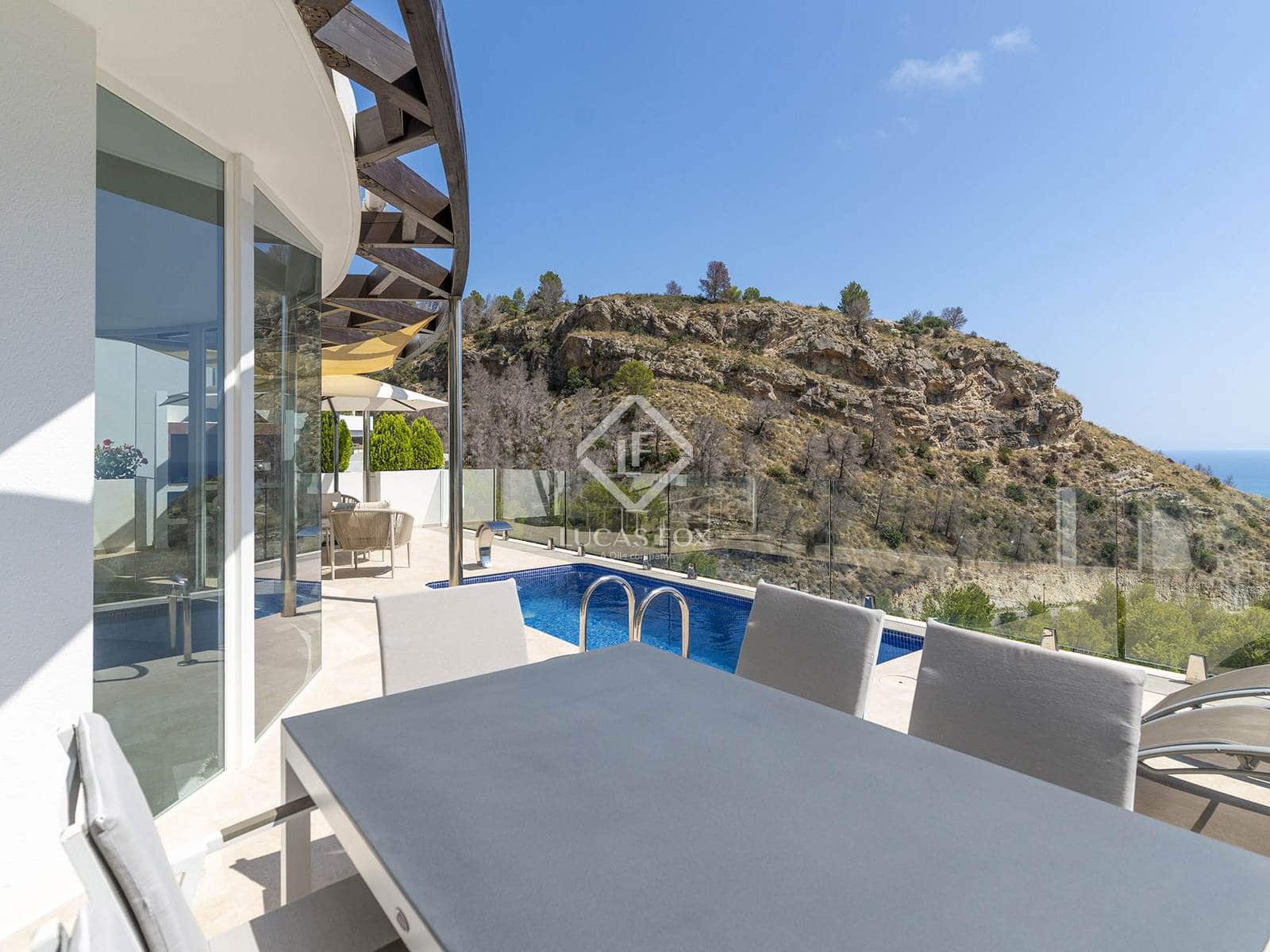 4 bedroom Villa for sale in Altea with pool garage - € 1,166,500 (Ref: 9163093)