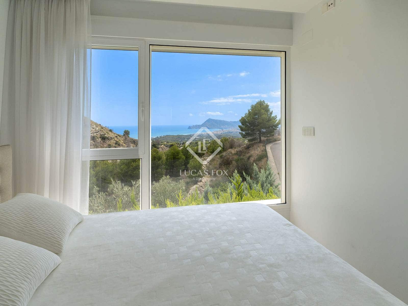 4 bedroom Villa for sale in Altea with pool garage - € 1,166,500 (Ref: 9163093)