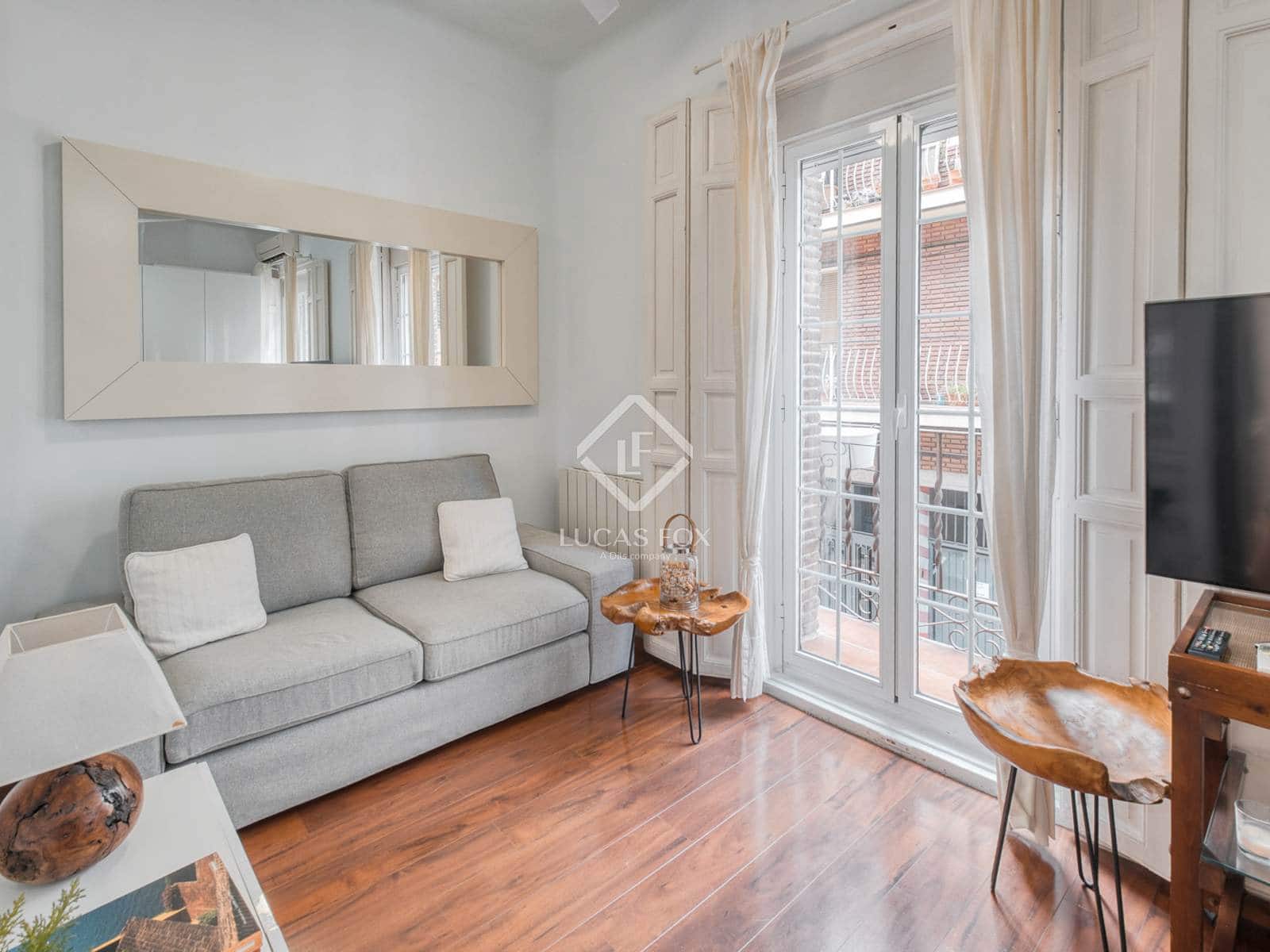 2 soveværelse Lejlighed til salg i Madrid by - € 760.000 (Ref: 9164300)