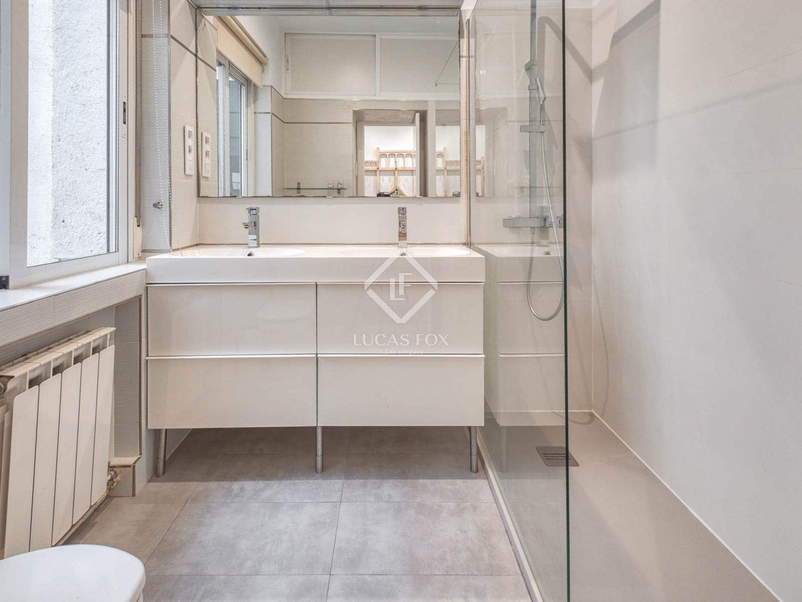 2 soveværelse Lejlighed til salg i Madrid by - € 760.000 (Ref: 9164300)