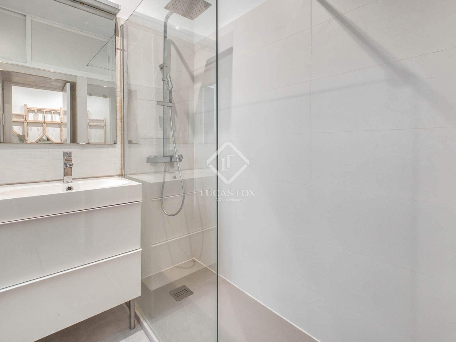 2 soveværelse Lejlighed til salg i Madrid by - € 760.000 (Ref: 9164300)