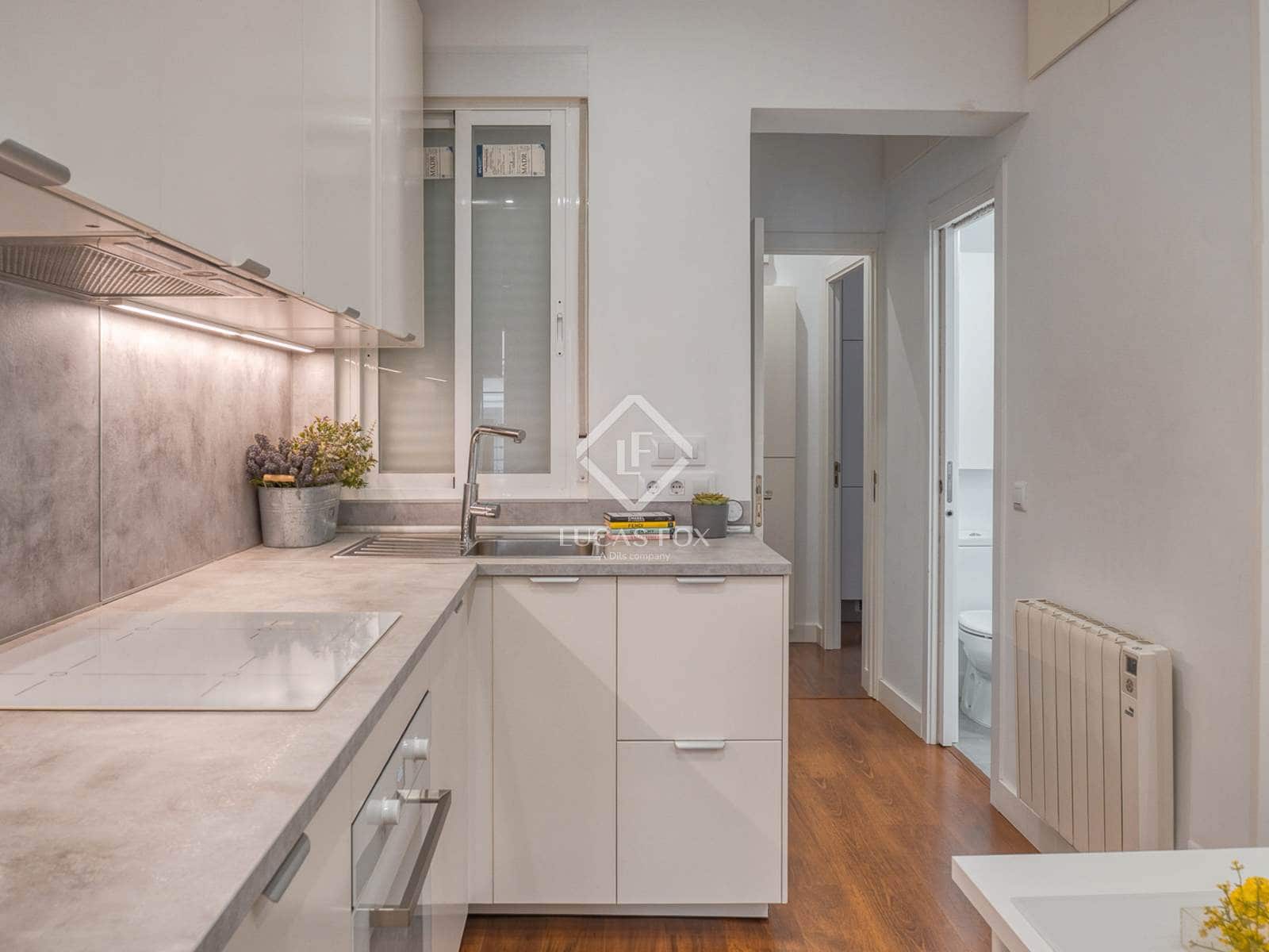 2 soveværelse Lejlighed til salg i Madrid by - € 760.000 (Ref: 9164300)