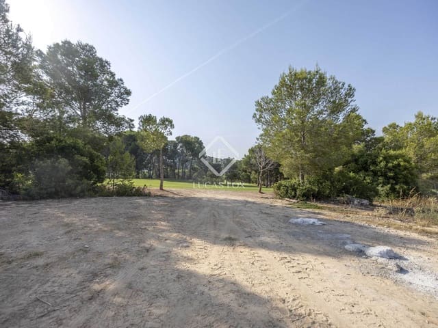 Building Plot for sale in Chiva - € 440,000 (Ref: 9164464)