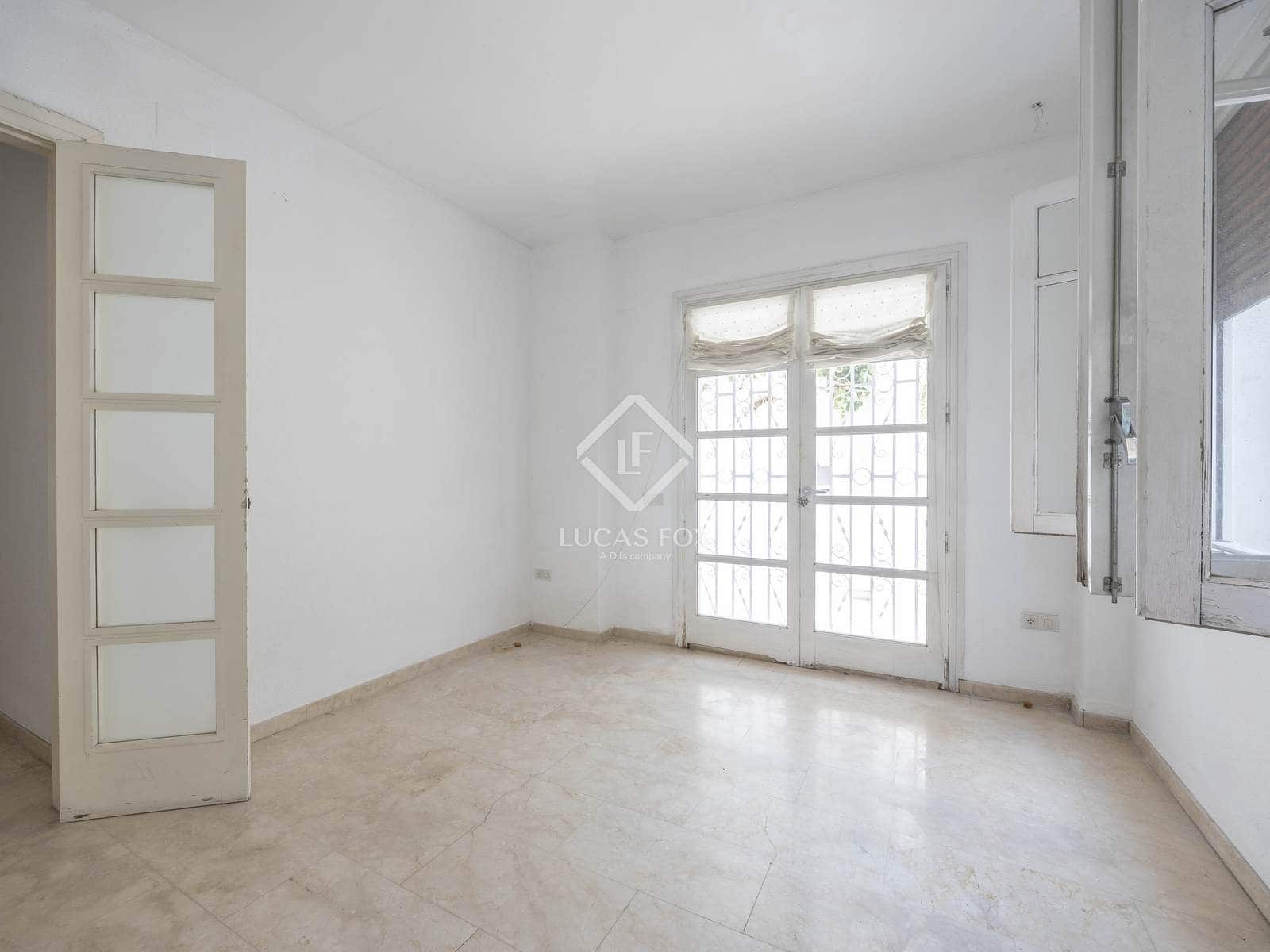 5 bedroom Villa for sale in Valencia city with garage - € 2,200,000 (Ref: 9164465)