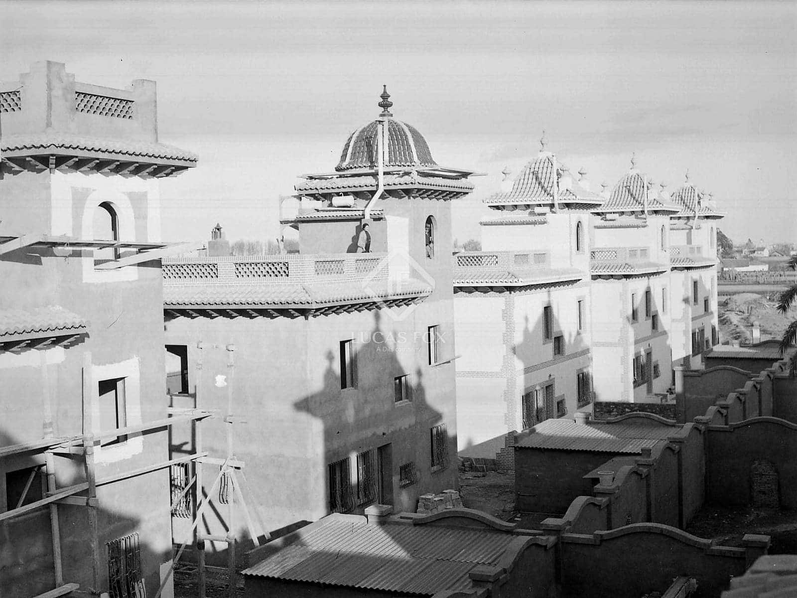 5 bedroom Villa for sale in Valencia city with garage - € 2,200,000 (Ref: 9164465)