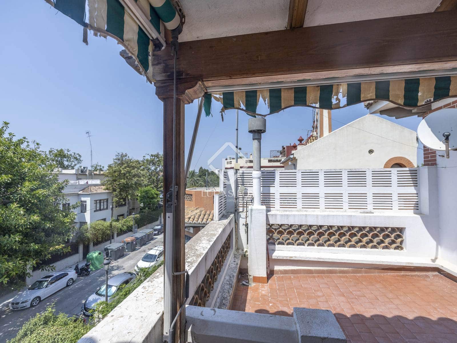 5 bedroom Villa for sale in Valencia city with garage - € 2,200,000 (Ref: 9164465)