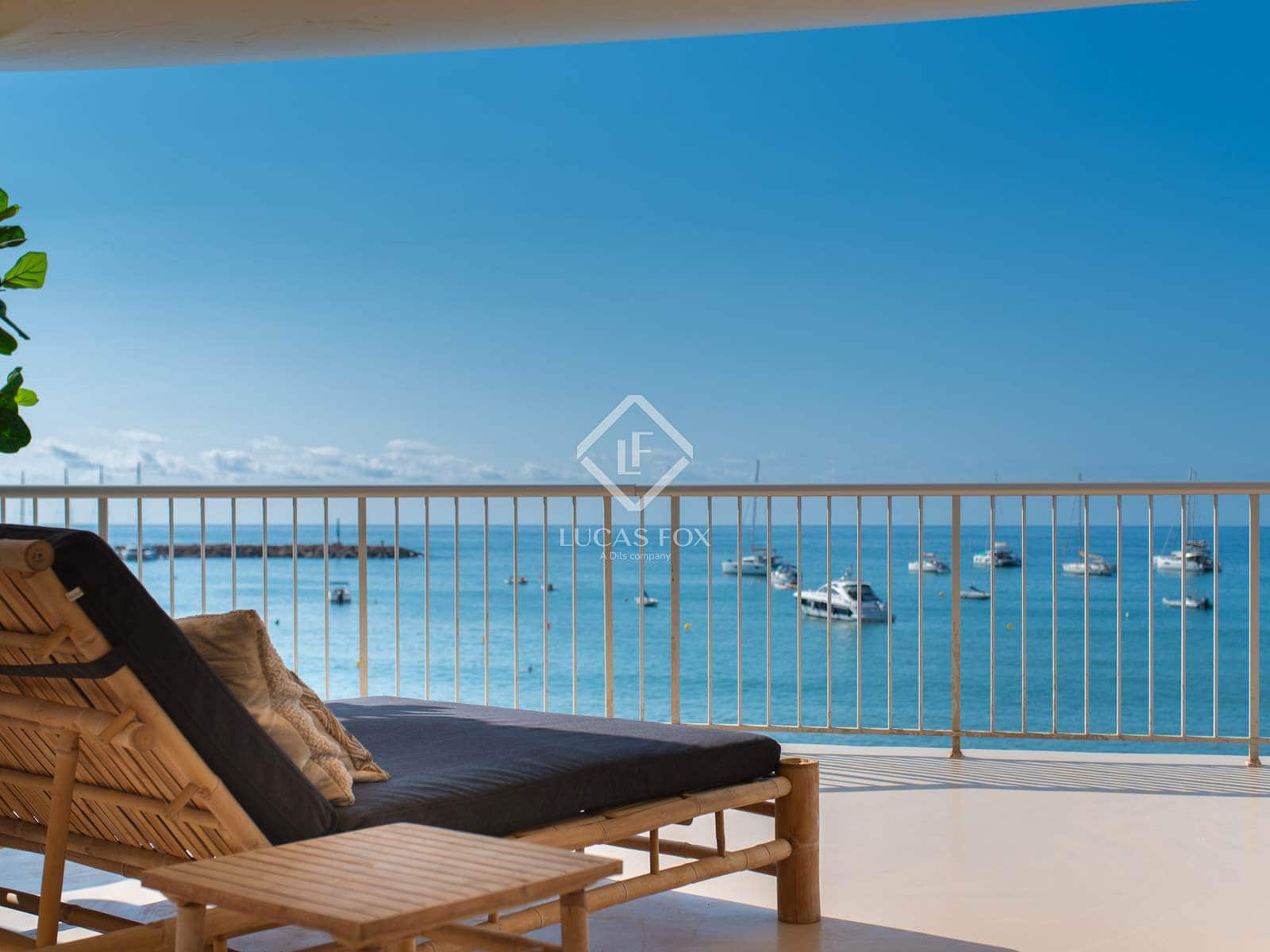 2 soveværelse Lejlighed til salg i Santa Eulalia / Santa Eularia med garage - € 1.200.000 (Ref: 9164466)