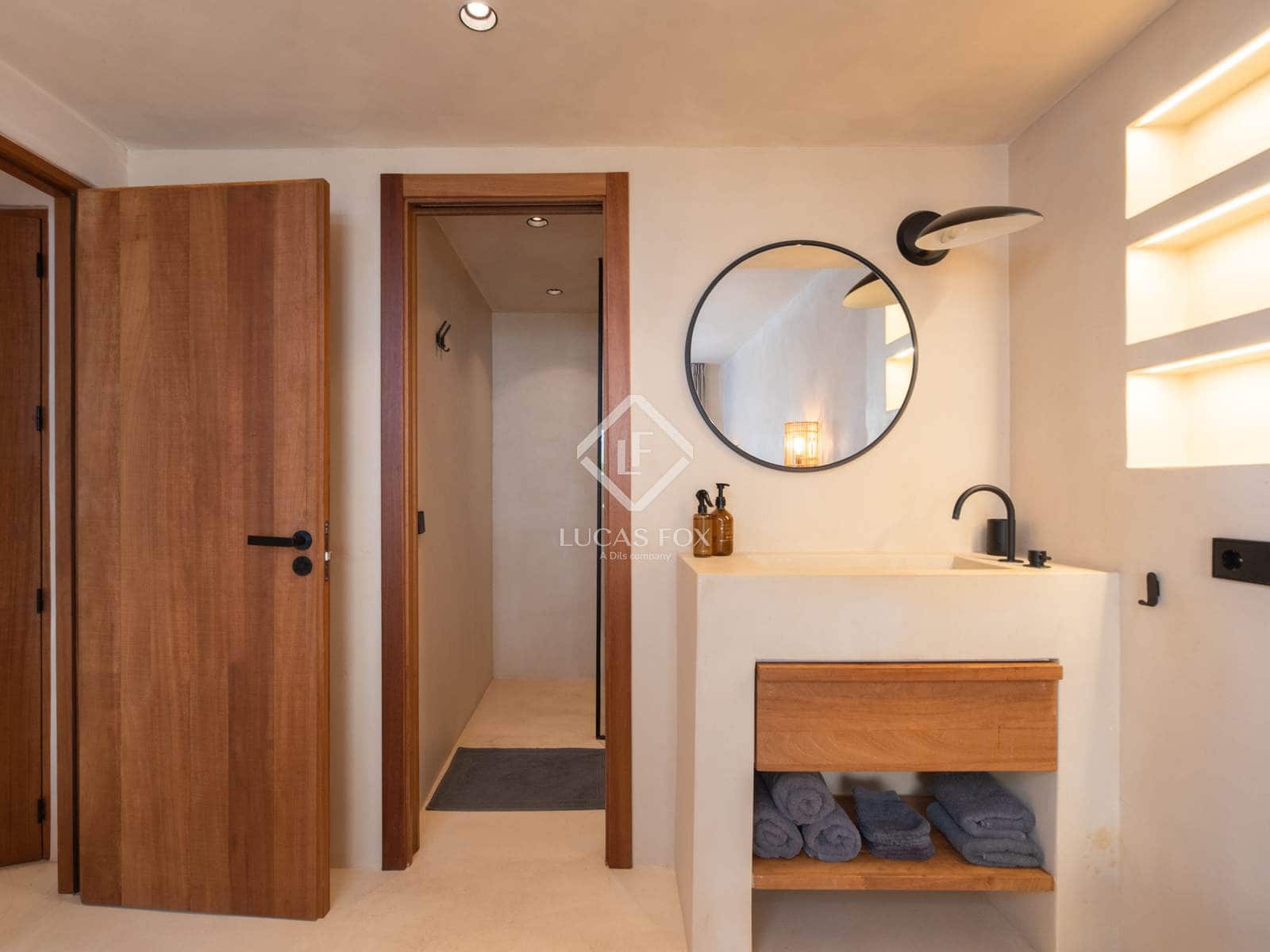 2 soveværelse Lejlighed til salg i Santa Eulalia / Santa Eularia med garage - € 1.200.000 (Ref: 9164466)